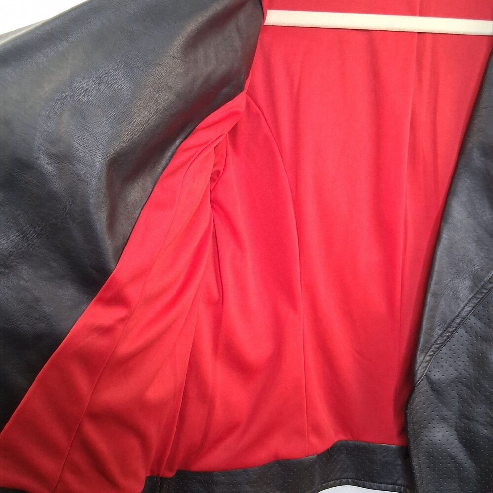 Marvel Black Widow Her Universe Moto Jacket Black Gold Faux Leather Ss L Junior - Picture 13 of 16